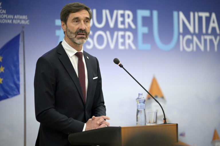 Blanár odmieta hrozby Merza o zastavení eurofondov, apeluje na hľadanie prijateľných riešení a konsenzu