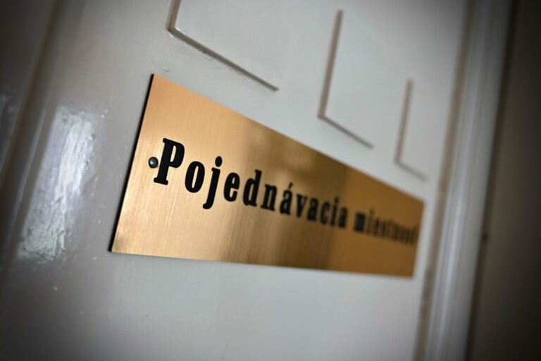 Advokáta z kauzy Babylon budú súdiť v ďalšom prípade, čelí obžalobe pre nepriamu korupciu
