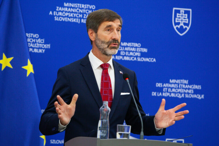 Blanár chce rozšíriť spoluprácu s Vietnamom, požiadal o rozšírený bezvízový styk pre občanov SR