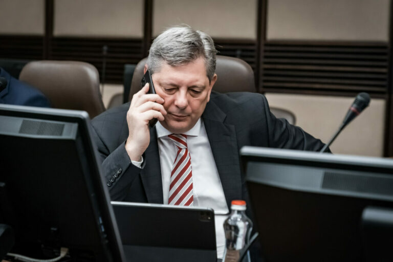 Ministerstvo spravodlivosti bije na poplach. Pandemická dohoda vraj ohrozuje kompetencie štátu