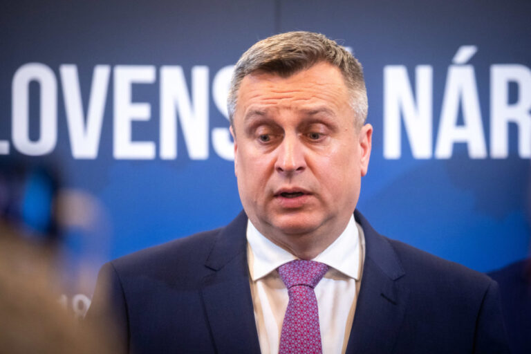 Danko po skúsenosti s Huliakom pritvrdzuje, na kandidátku SNS dá už len členov strany