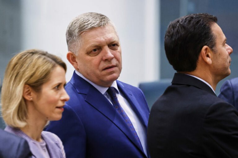 Nemá žiadnu právomoc kritizovať suverénneho premiéra, ohradil sa Fico voči výroku europoslankyne Kallasovej