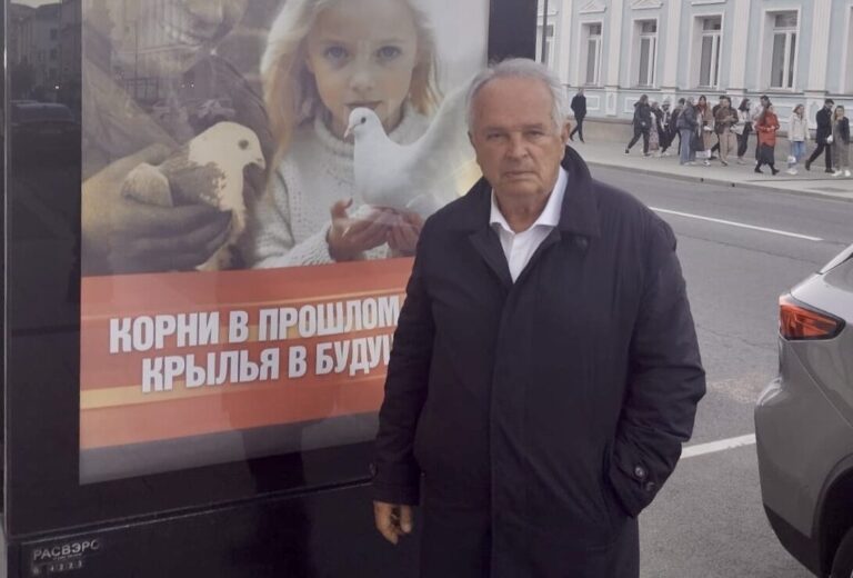 Nebol som súčasťou Ficovho sprievodu, tvrdí Radačovský. Do Moskvy vraj išiel na vlastné pozvanie – FOTO