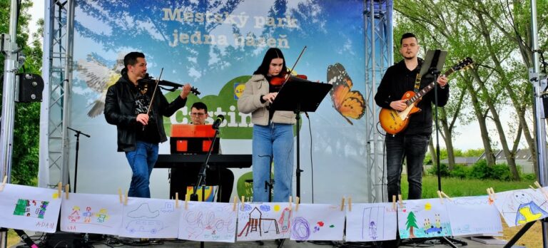 Hurbanovo má nový mestský park. Vznikol vďaka hlasovaniu obyvateľov v projekte Čistinka – FOTO