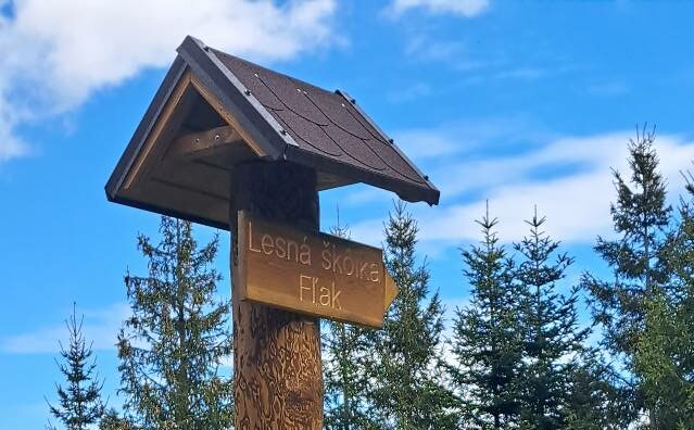 V Tatranskej Kotline sprístupnili lesnícky náučný chodník Fľak, je dlhý približne 2,8 kilometra – FOTO