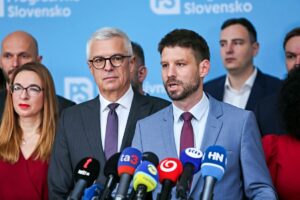 Členstvo Slovenska v EÚ je ohrozené ako nikdy predtým, progresívci organizujú zhromaždenia na jeho podporu – VIDEO