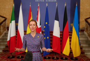 EÚ poskytne Ukrajine na zbrane 900 miliónov eur z výnosov z ruských aktív