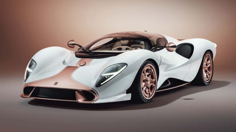 De Tomaso P72 po piatich rokoch vstupuje do výroby. Je to superšport z inej doby – FOTO