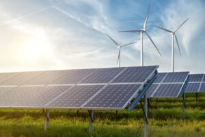 Spotreba elektriny bude rásť, pomôcť by nám mali obnoviteľné zdroje energie a jadro