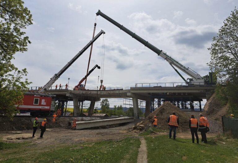 Poškodený most v Poprade je podľa progresívcov dôsledkom zlyhania štátu pod vedením Smeru