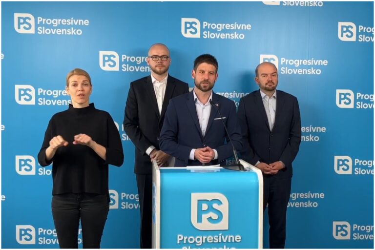 Šimečka: Ak Slovensko odstúpi od pandemickej zmluvy, Šaško musí ako minister skončiť