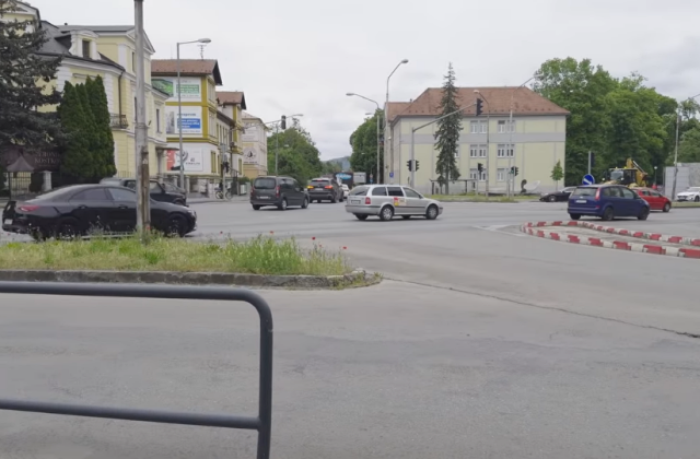 Cesta v centre Trenčína sa zmení na nový mestský bulvár, na ambiciózny projekt pôjde asi päť miliónov eur – VIDEO