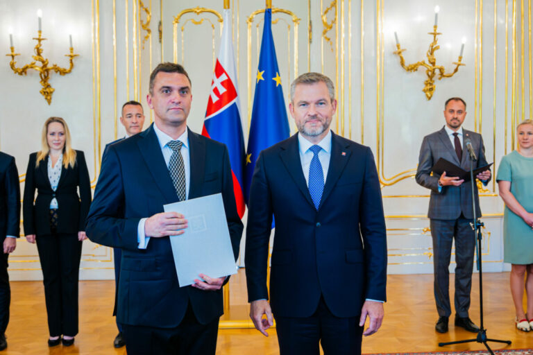 Pellegrini vymenoval nového predsedu Slovenskej akadémie vied, podľa prezidenta ho čaká náročná úloha – VIDEO
