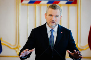 Pellegrini poslal list ministrovi vnútra: Petície sú ľahko zneužiteľné, treba zmenu pravidiel aj kontroly podpisov