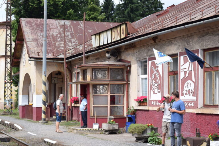 Expresné vlaky ZSSK zastavia priamo vo Východnej, cestujúci získajú aj zľavnené vstupenky na festival