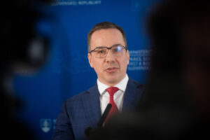 Erik Tomáš: Otvorenie druhého piliera nikomu neublíži, sporitelia sa rozhodnú dobrovoľne