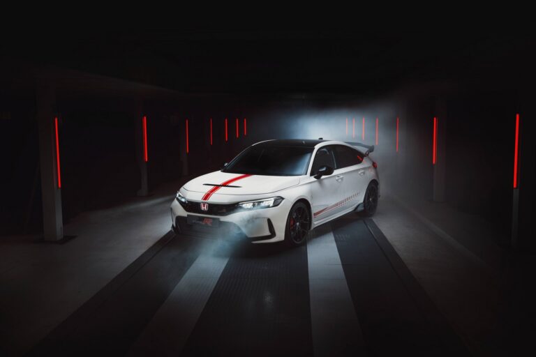 Honda Civic Type R v Európe končí. Super drahý hothatch má exkluzívnu finálnu sériu Ultimate – VIDEO, FOTO