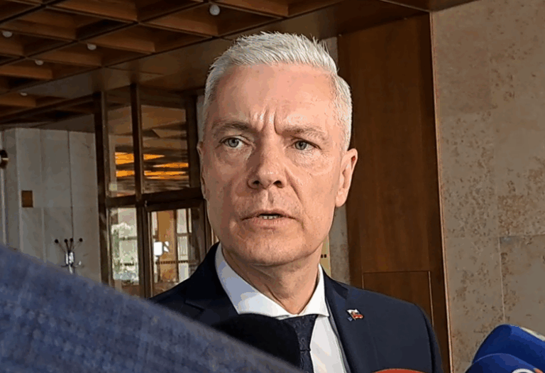Kopírujeme stranu Smer, nemáme vlastné hodnoty a ideály, kritizuje Ferenčák, ktorý má skončiť v predsedníctve Hlasu – VIDEO