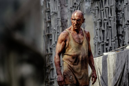 Filmový Voldemort, ako ho nepoznáte! Najnovšia hercova premena vám vyrazí dych!