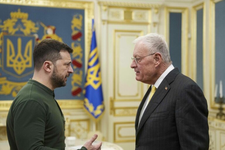 Zelenskyj je ukrajinský  Lincoln a bojuje o národné prežitie, myslí si Trumpov splnomocnenec