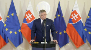 Fico odmietol mimoriadnu schôdzu k transakčnej dani, opozíciu označil za ekonomických teroristov – VIDEO