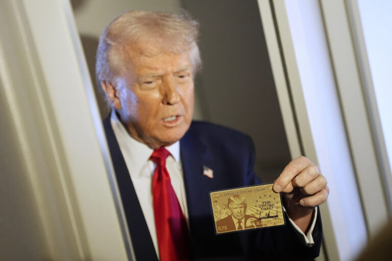 Trump predstavil webovú stránku na predaj povolení na pobyt v USA za 5 miliónov dolárov